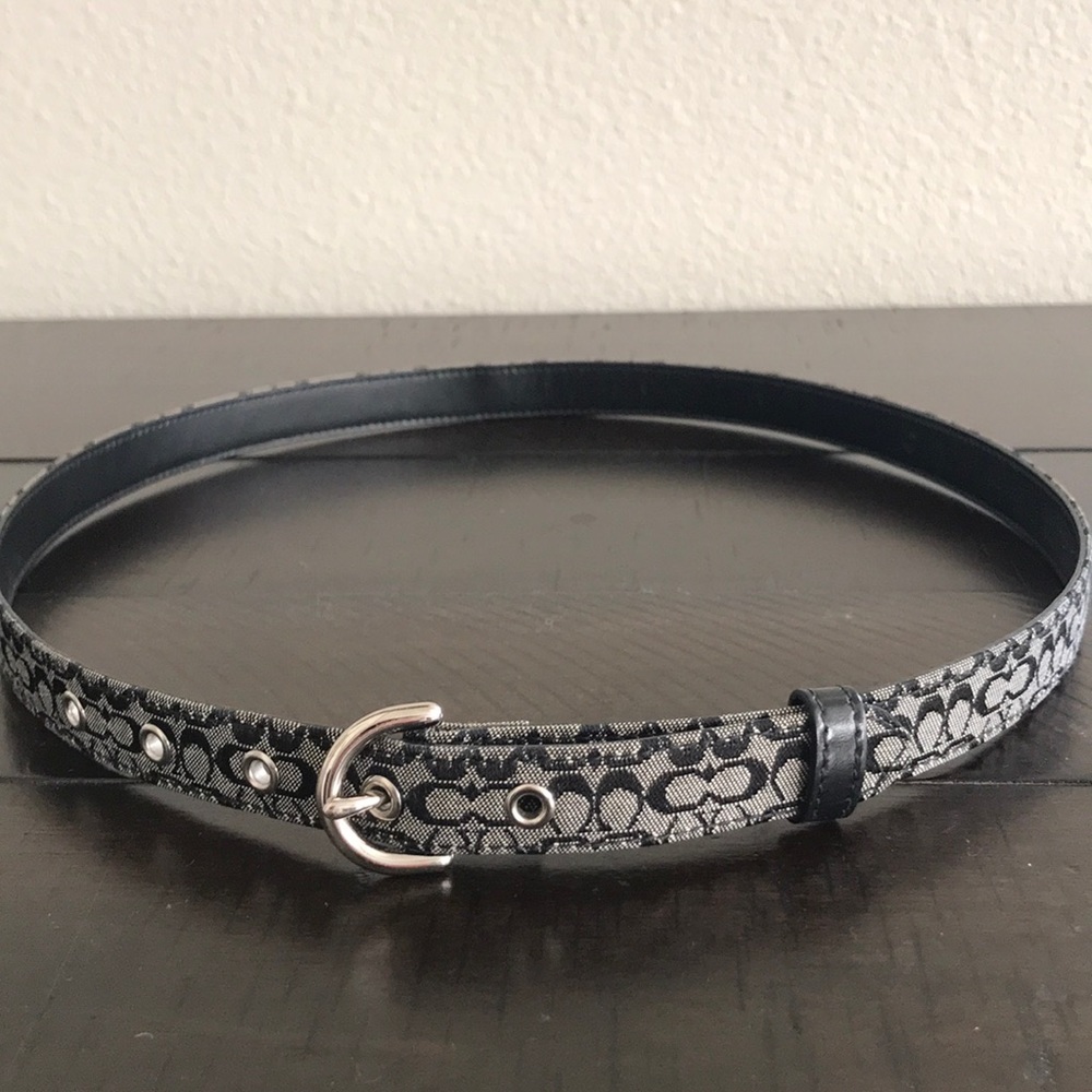 Coach signature black/white belt